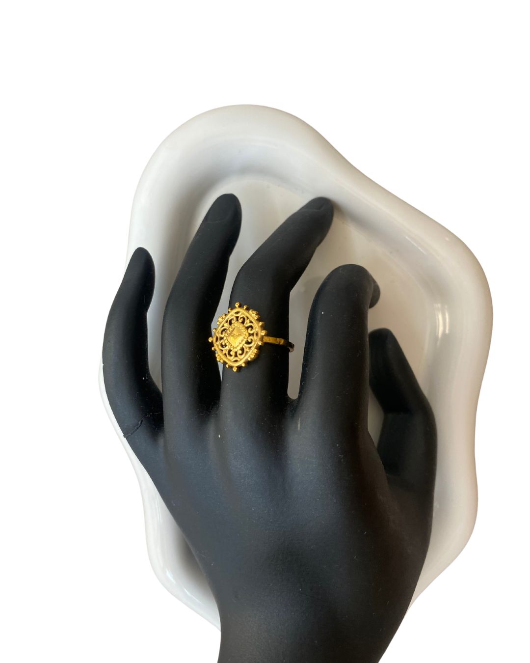 square ring (SEA-1143)